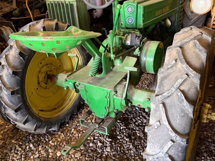 john-deere-h-image-5