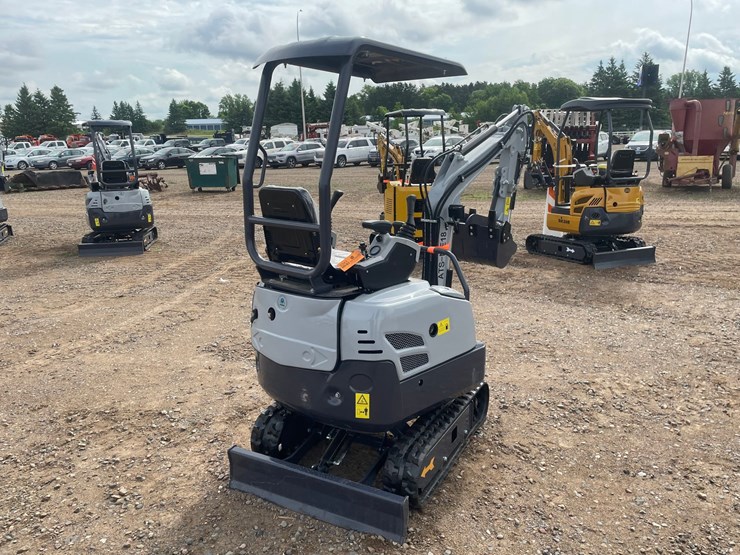 #2033-•-unused-2026-ats-mini-excavator-image-3
