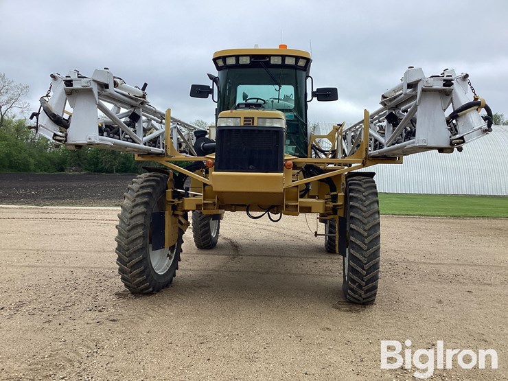 2001-ag-chem-rogator-854-self-propelled-sprayer-image-2