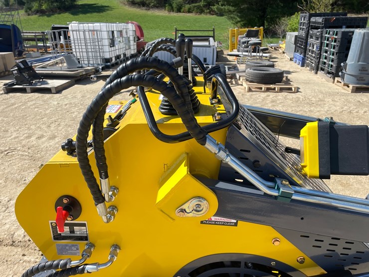 #1114-•-new-ats-ride-on-mini-skid-steer-loader-image-16