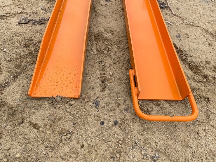 #2273-•-pair-of-new-wolverine-84"-l-pallet-fork-extensions-image-6