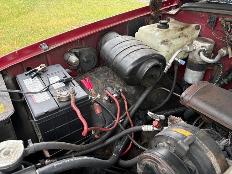 1990-chevrolet-silverado-1500-image-17