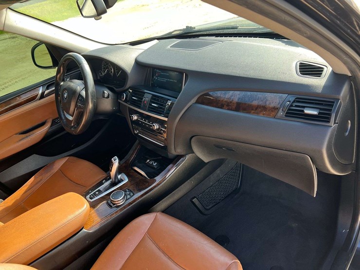 2016-bmw-x3-image-19