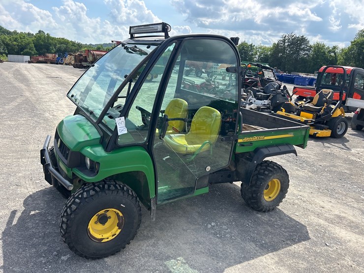 john-deere-gator-image-5