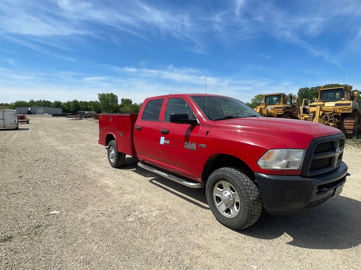 2015-dodge-ram-2500-image-3