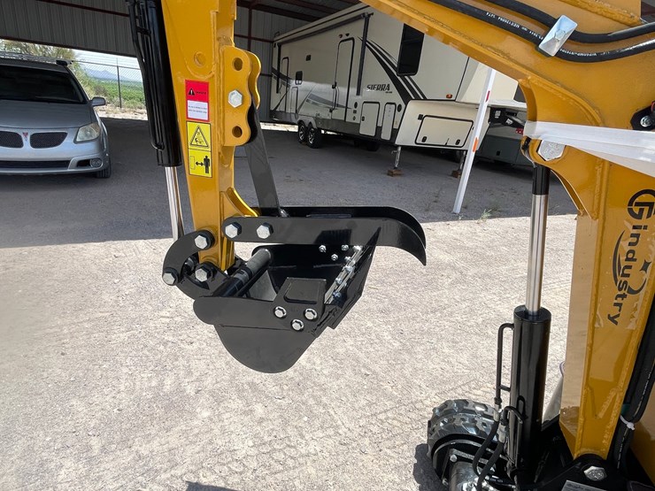 #2651-•-unused-cfg-mini-excavator-image-21