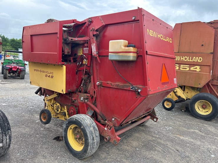 new-holland-848-image-4