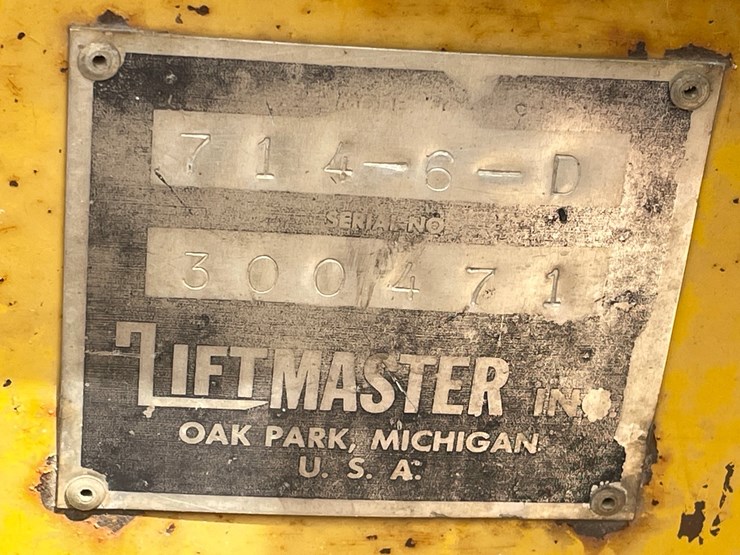 #302-•-liftmaster-rough-terrain-forklift-(boyceville-wi)-image-95