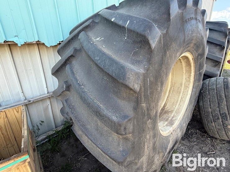 firestone-76x50.00-32-flotation-tire-&-rim-image-10