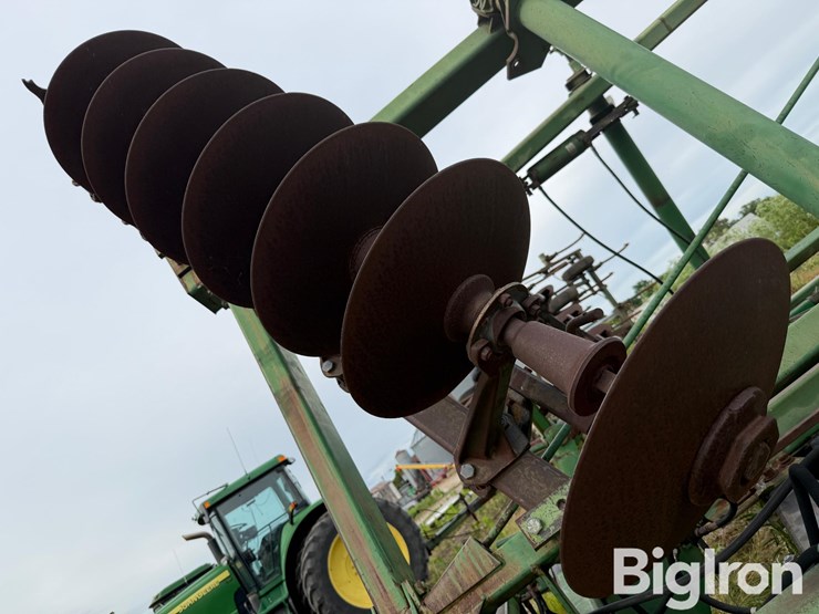 john-deere-30-image-13