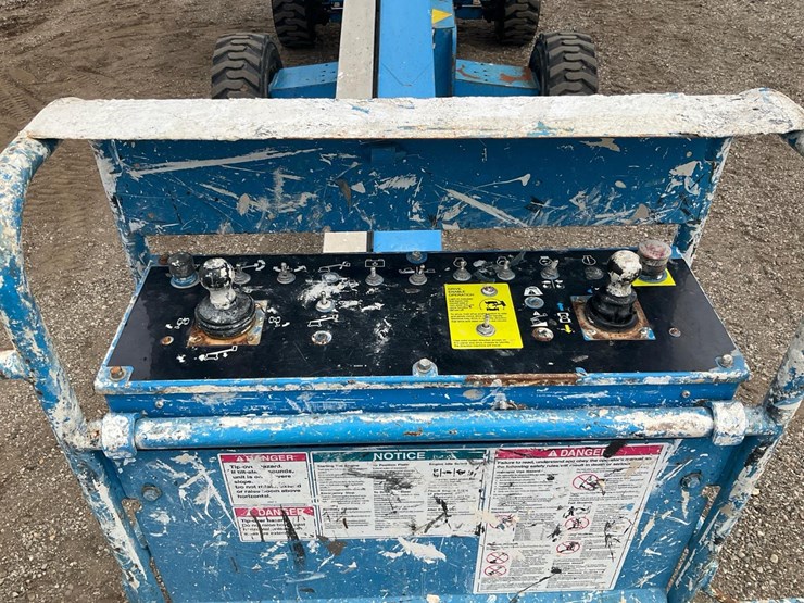 2008-genie-s40-image-31