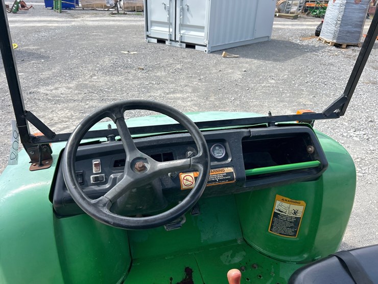 john-deere-gator-image-8
