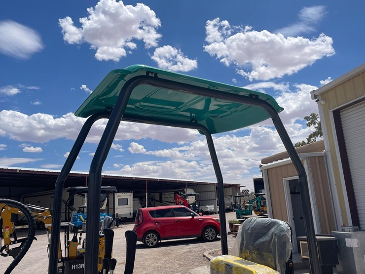 #2660-•-unused-cfg-mini-excavator-image-18