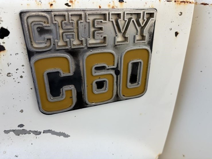 1975-chevrolet-c60-image-23