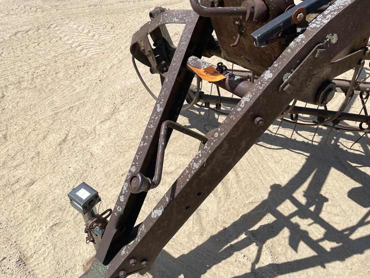 #510-•-john-deere-rake-image-13