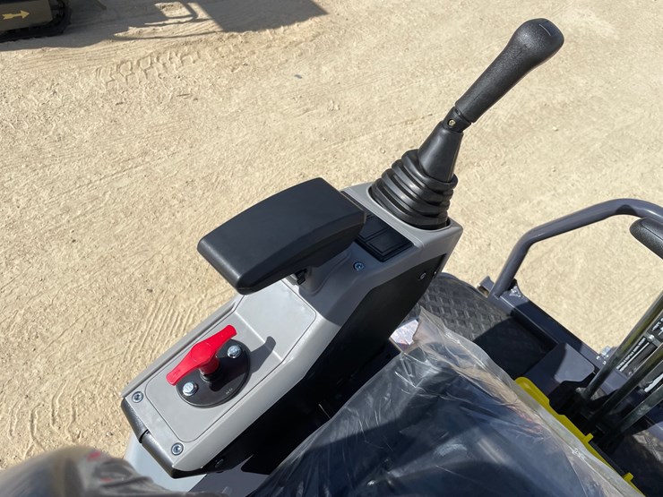 #1105-•-new-ats-me18-mini-excavator-image-9