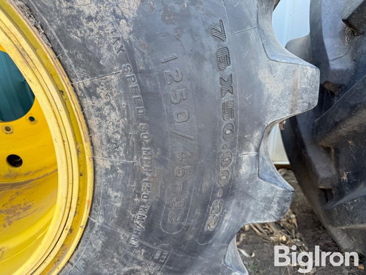 firestone-1250/45-32-tire-&-rim-image-10