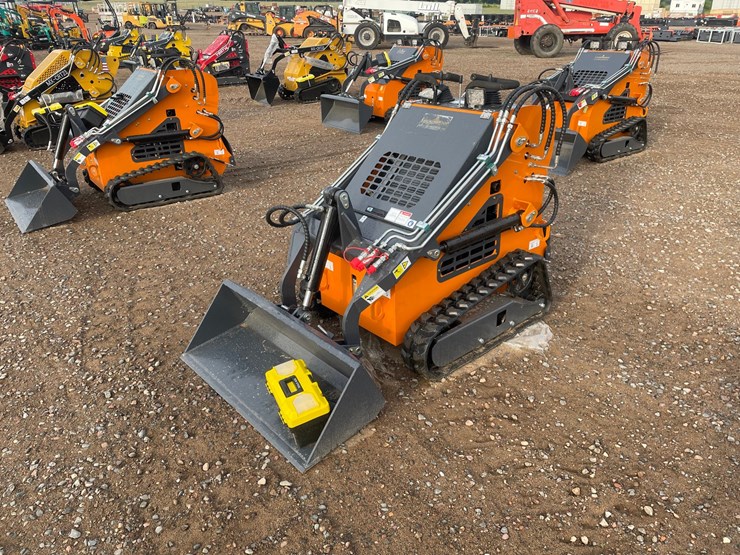 #2002-•-unused-2026-landhonor-mini-skid-steer-loader-image-2