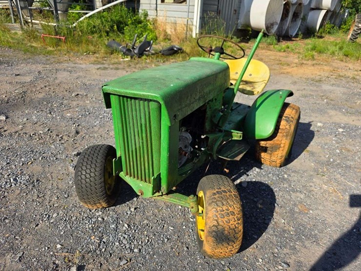 john-deere-110-image-2