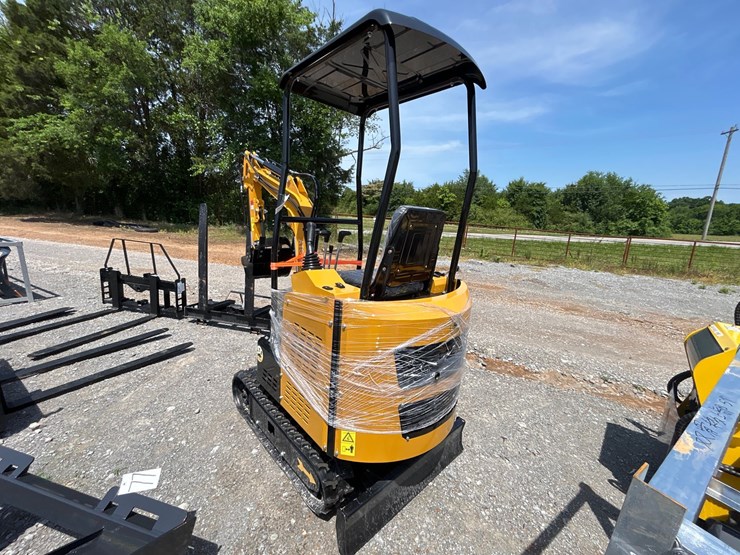 #78-•-2026-ats--rt15r-mini-excavator-image-2