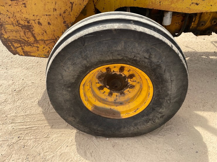#302-•-liftmaster-rough-terrain-forklift-(boyceville-wi)-image-64