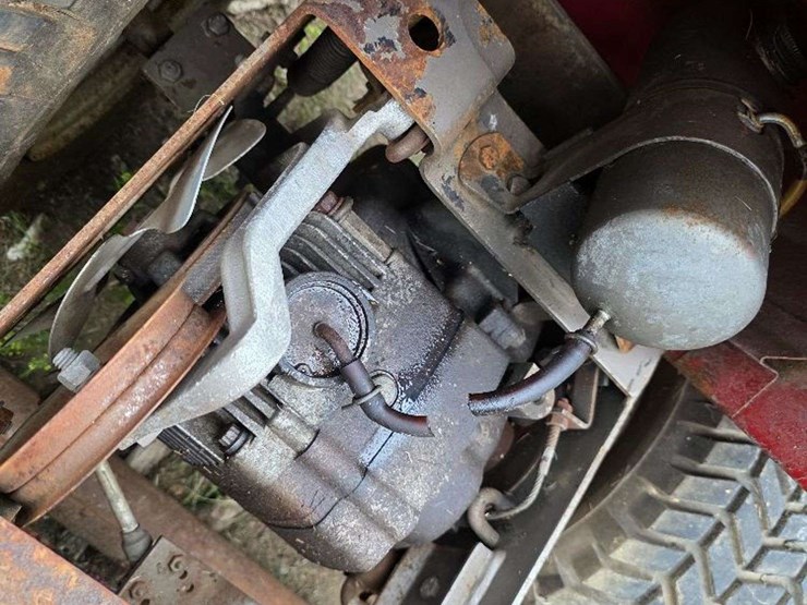 1971-massey-ferguson-7-image-17