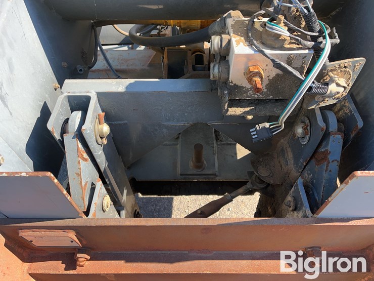 sweepster-d32c10jrb04-10’-broom-attachment-image-12
