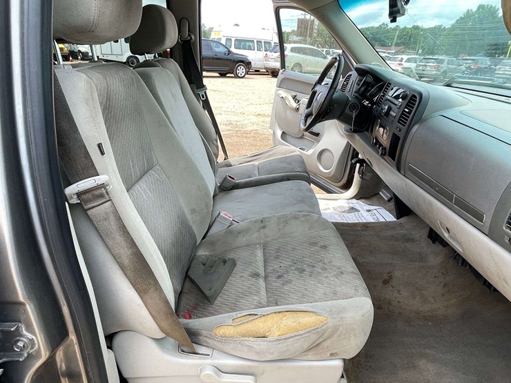 2013-gmc-sierra-1500-sle-image-18