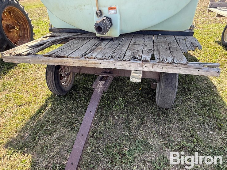 nurse-trailer-hayrack-w/-2,550-gal-poly-water-tank-image-9