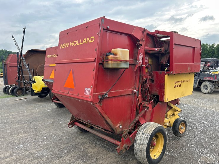 new-holland-848-image-6