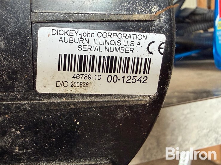 dickey-john-mini-gac-grain-moisture-tester-image-11