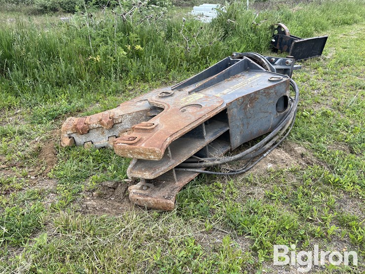 rent-demolition-rd30-hydraulic-rotating-pulverizer-image-4