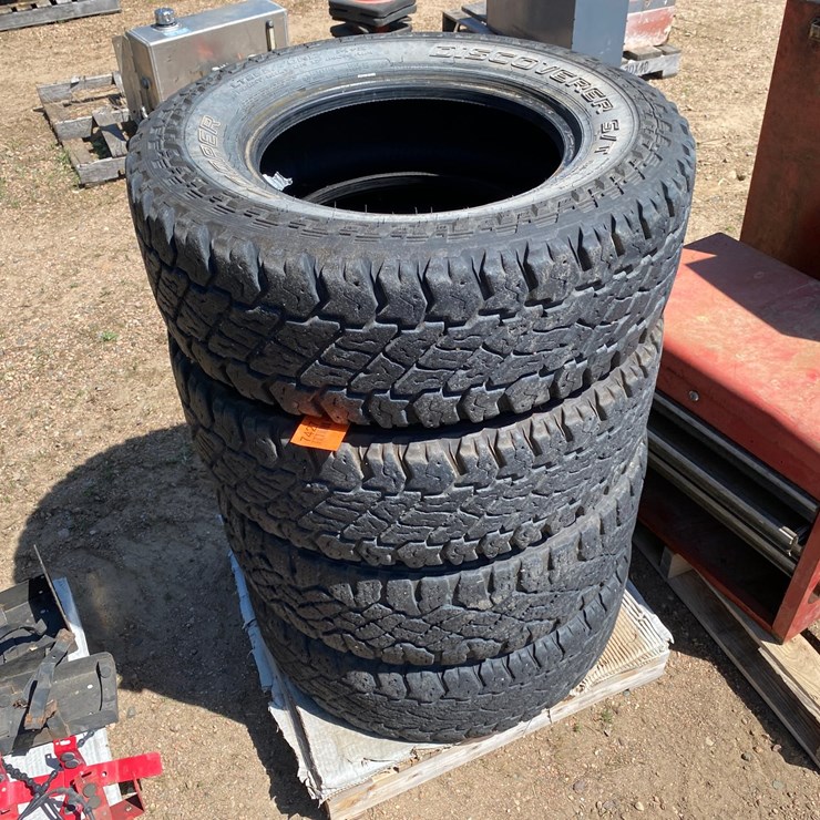 #7427 • Set of (4) Cooper Discover ST Tires (Antigo, WI)