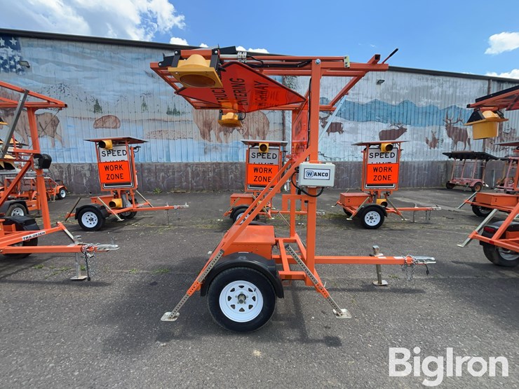 2023-wanco-traffic-control-trailered-caution-sign-image-4