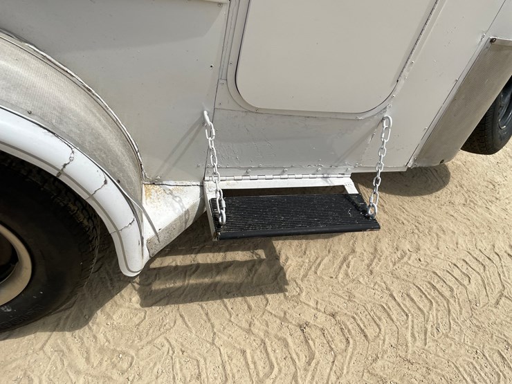 #513-•-1988-kiefer-built-horse-trailer-(no-title)-image-27