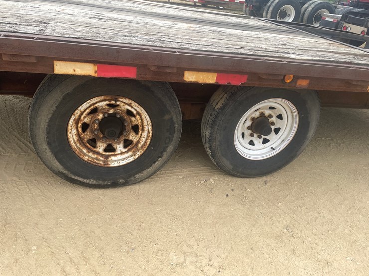 #410-•-2000-p&j-24'-gooseneck-trailer-(has-wi-title)-image-51