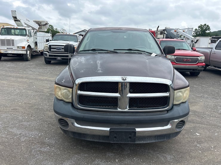 2004-dodge-ram-1500-image-4