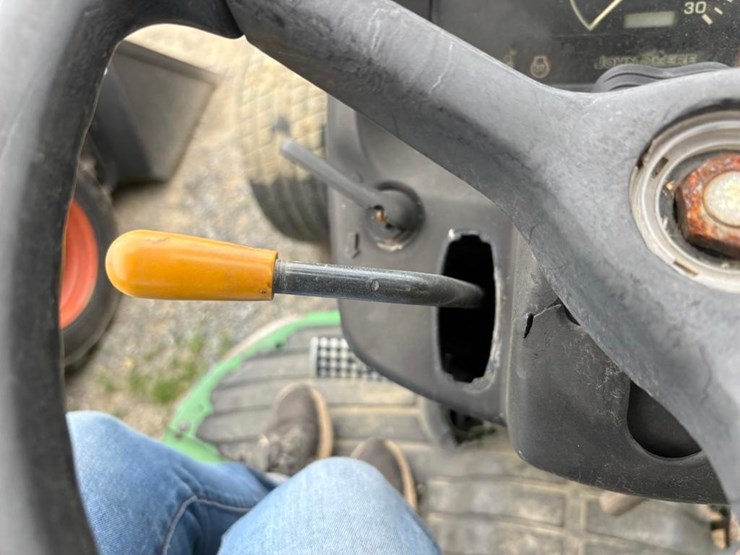 john-deere-4710-image-14
