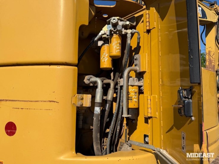 2009-caterpillar-321d-lcr-image-21