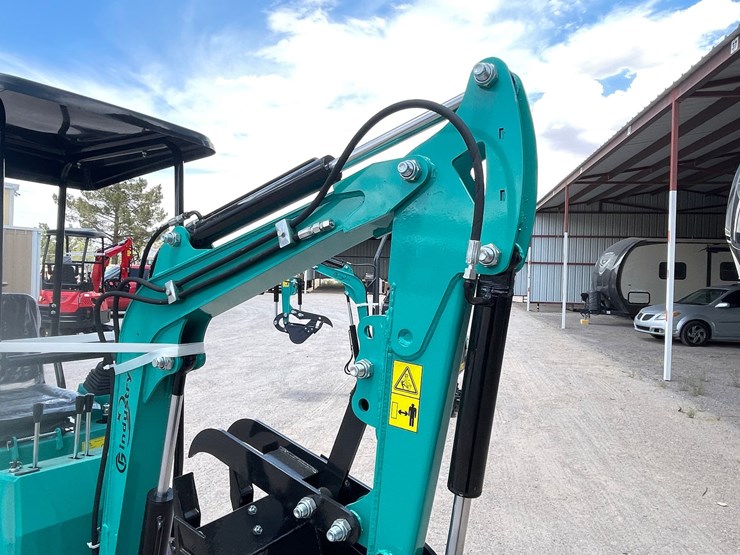 #2653-•-unused-cfg-mini-excavator-image-25