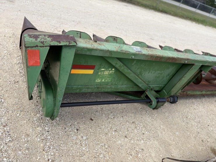 john-deere-842-image-2