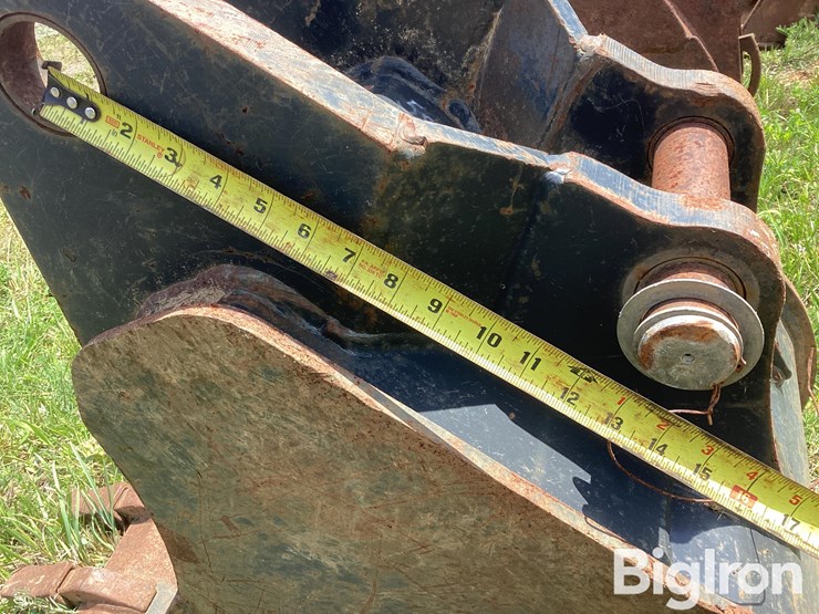 geith-580sn-18"-loader-backhoe-bucket-image-12