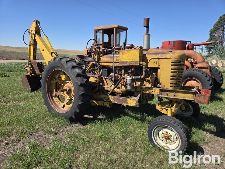 1952-massey-ferguson-222-image-3