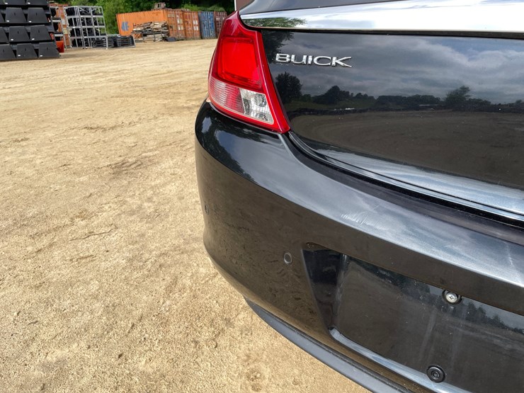 #205-•-2010-buick-regal-cx2-(delay-in-title)-image-24