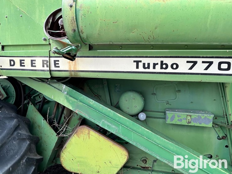 1976-john-deere-7700-image-16