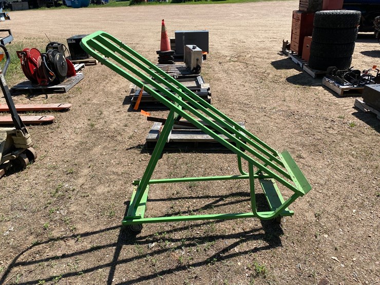 #7437-•-steel-4-wheeled-angled-dolly-(antigo,-wi)-image-4