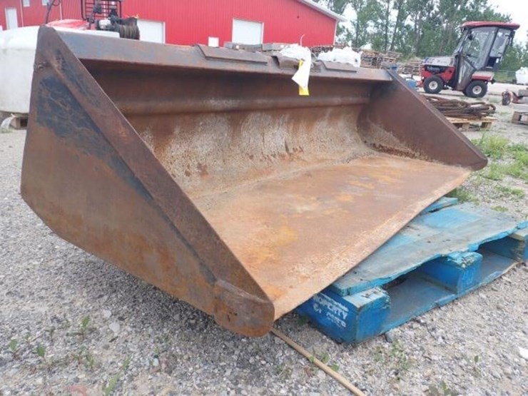 83.5-in.-bucket-image-2