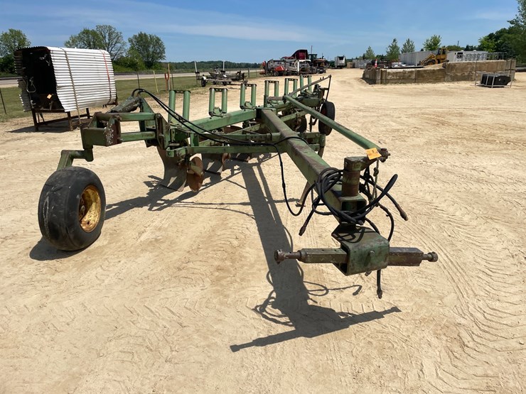john-deere-2500-image-2