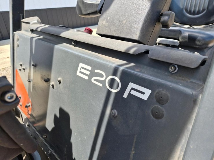 2019-linde-e20-image-10