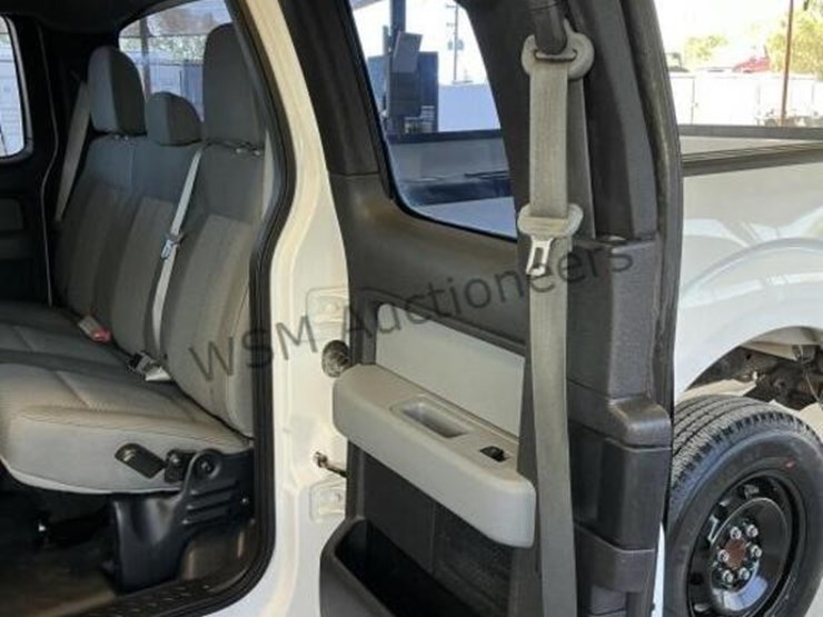 2014-ford-f150-image-25